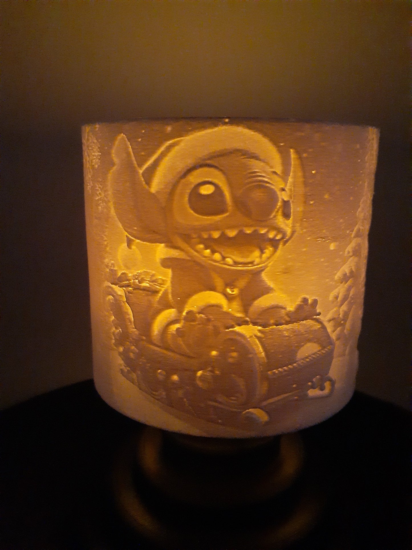 Holiday Glow-Ups: Fan Art Lamps Featuring Characters Who Are Too Cute to Act Normal