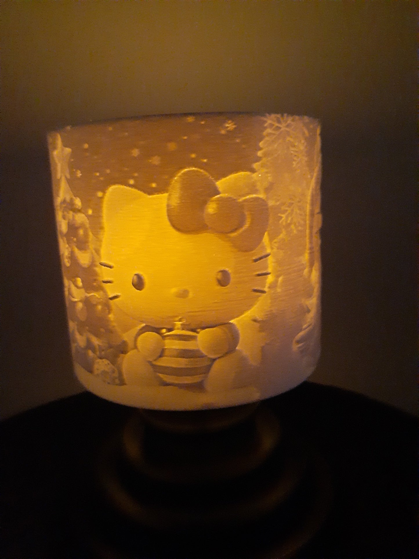 Holiday Glow-Ups: Fan Art Lamps Featuring Characters Who Are Too Cute to Act Normal