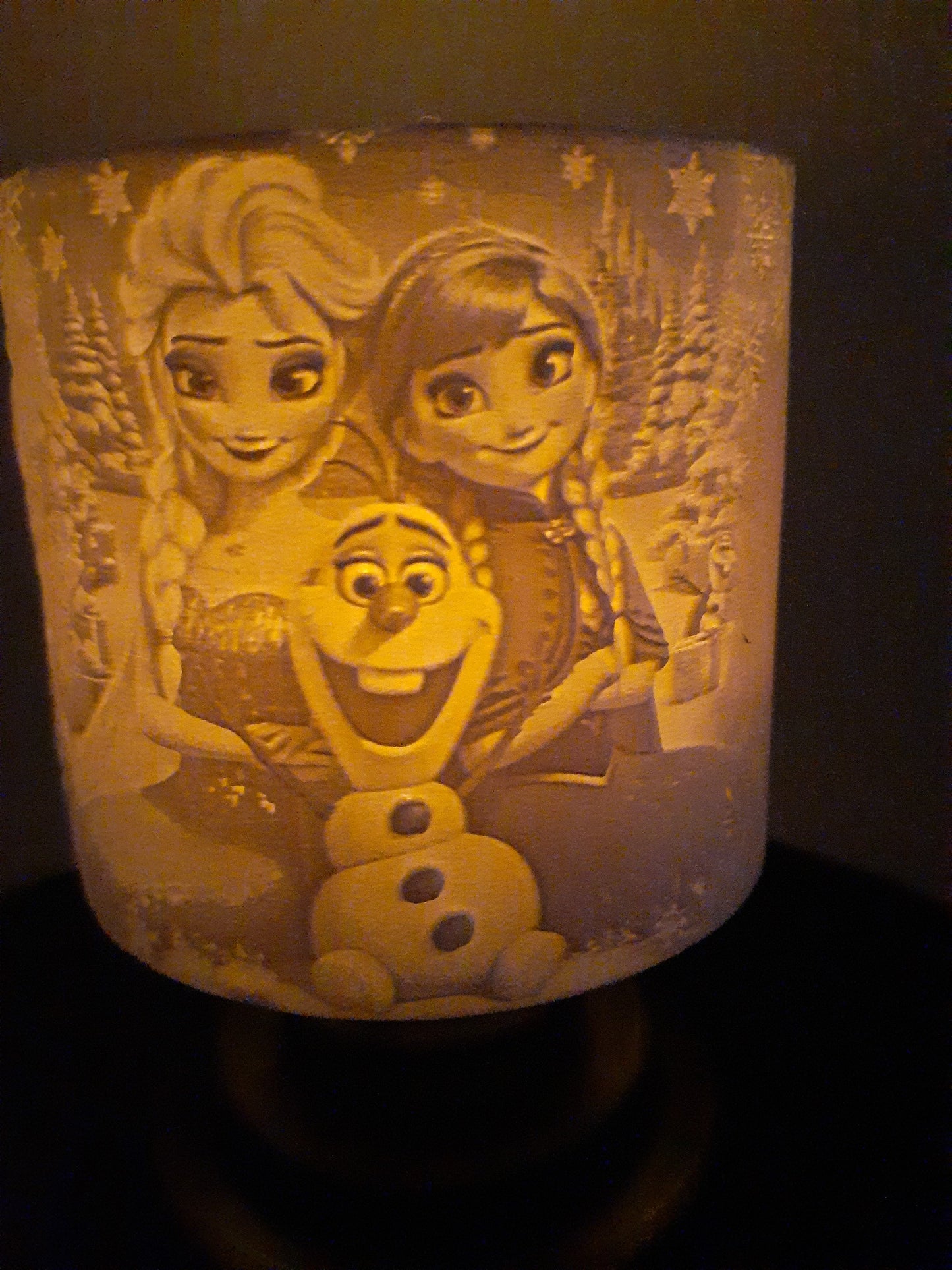 Holiday Glow-Ups: Fan Art Lamps Featuring Characters Who Are Too Cute to Act Normal