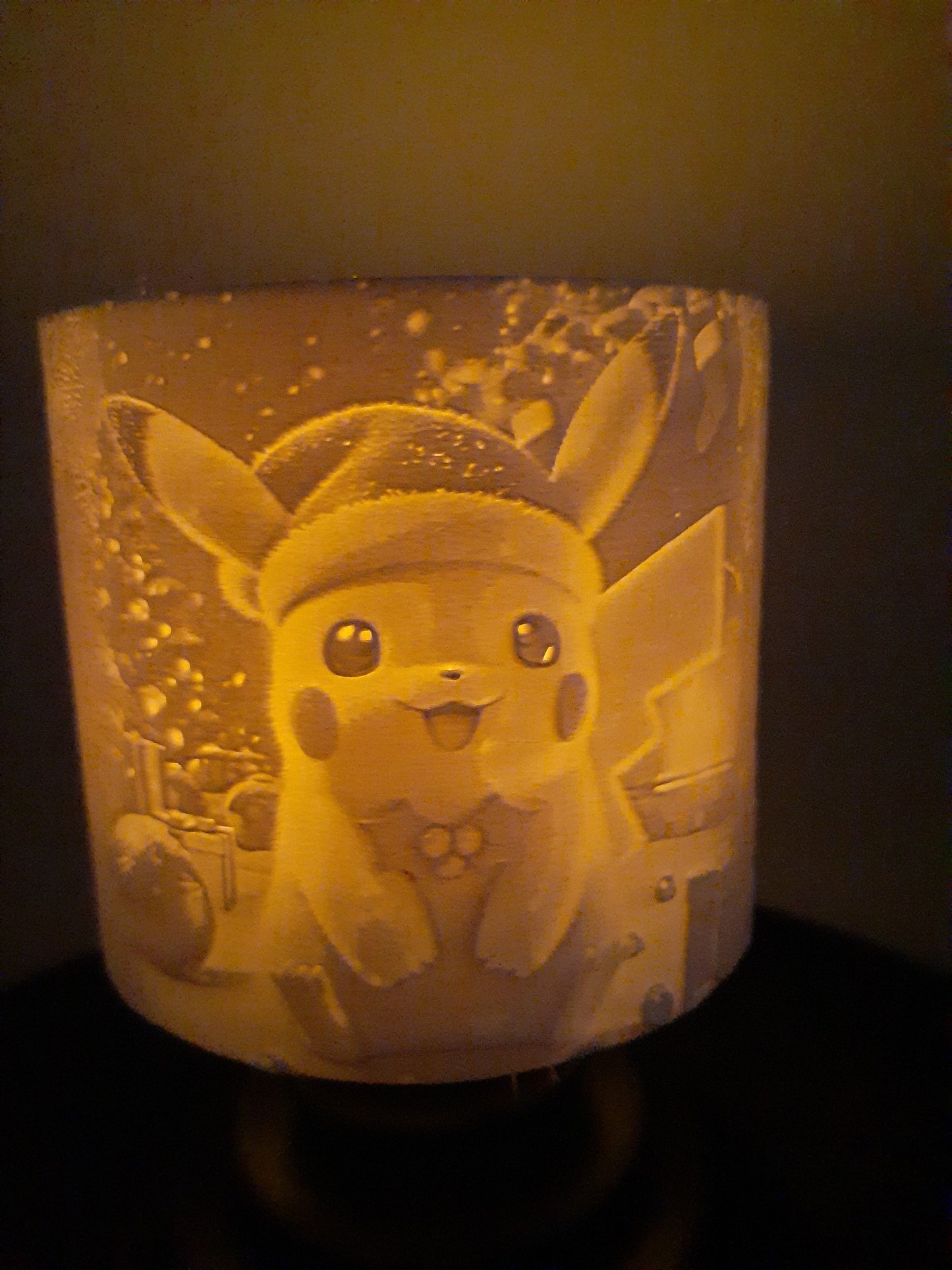 Holiday Glow-Ups: Fan Art Lamps Featuring Characters Who Are Too Cute to Act Normal