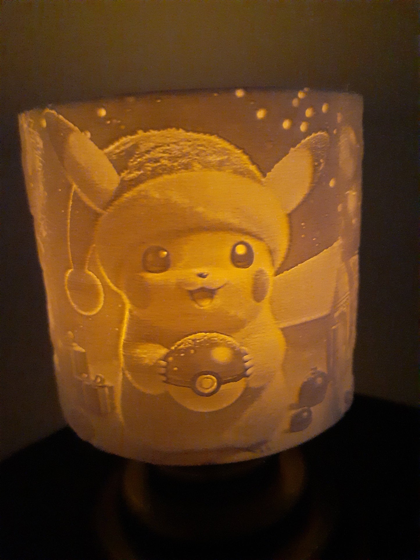 Holiday Glow-Ups: Fan Art Lamps Featuring Characters Who Are Too Cute to Act Normal